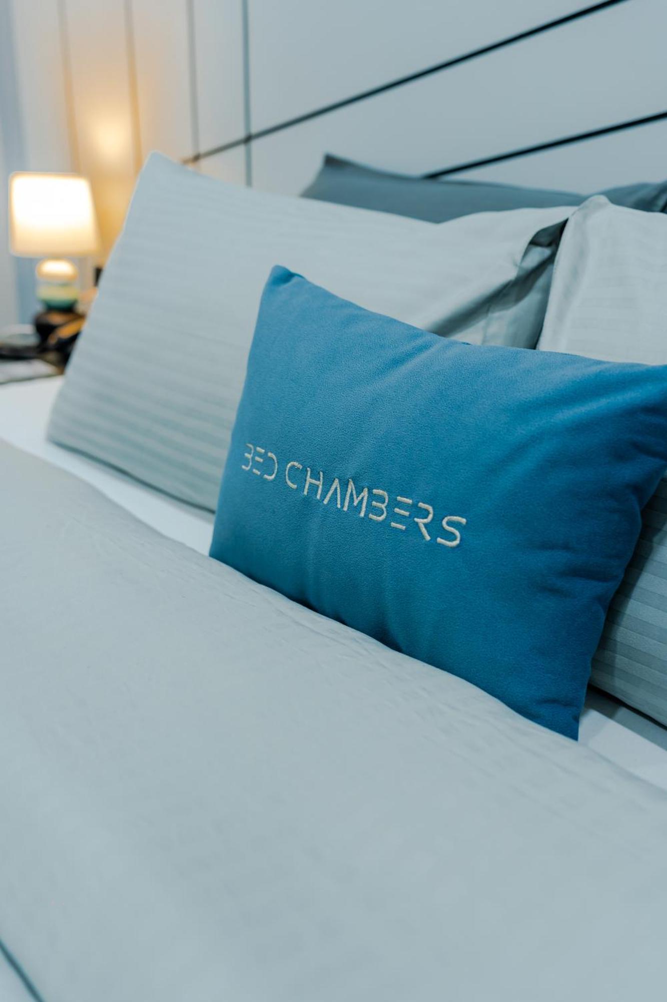 Bedchambers Luxury Apartment Near Golf Course Road 古尔冈 外观 照片