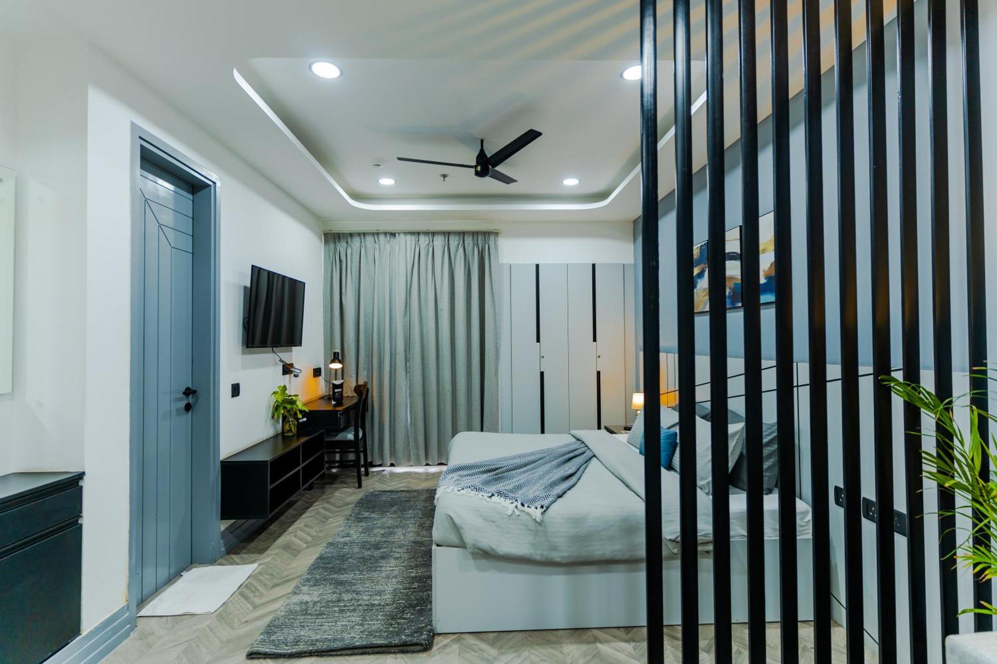 Bedchambers Luxury Apartment Near Golf Course Road 古尔冈 外观 照片