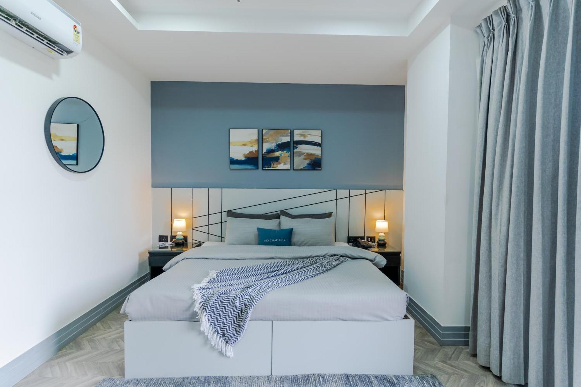 Bedchambers Luxury Apartment Near Golf Course Road 古尔冈 外观 照片